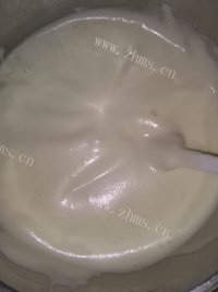 香气浓郁的水果奶油蛋糕做法图解2)