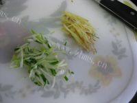 口感好的清蒸多宝鱼做法图解2)