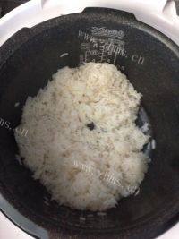 十分诱人的蒸米饭做法图解6)