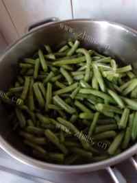 回味无穷的刀豆土豆做法图解3)