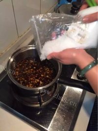 好吃的凉拌海藻丝做法图解5)
