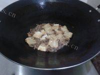 味道不错的肉末豆腐做法图解7)