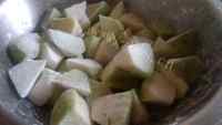 家常菜肉段烧茄子做法图解3)