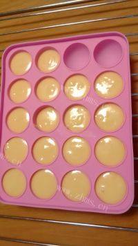 口感极佳的棒棒糖蛋糕做法图解9)