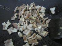 家常菜青椒炒猪耳做法图解8)