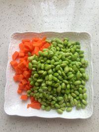 家常菜凉拌毛豆做法图解1)