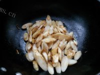 家常菜清炒芦笋做法图解6)