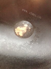 好吃的干炒牛合做法图解4)
