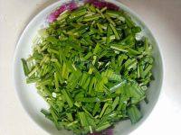 「DIY美食」韭菜炒鸡蛋做法图解2)