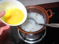 青豆蛋花粥做法图解8)