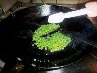 健康美食之豆角炒蛋做法图解4)