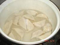「念念不忘」酸菜饺子做法图解17)