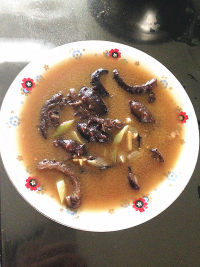 美味的红烧海参