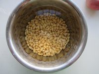 好吃的黄豆辣猪蹄做法图解1)