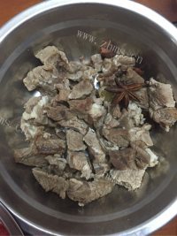 家常菜番茄牛腩做法图解2)