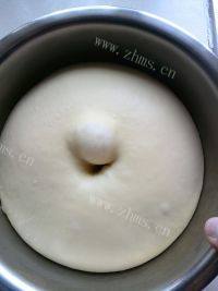 西式肉松小餐包做法图解6)