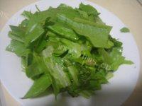 让人怀念的蒜蓉油麦菜做法图解1)