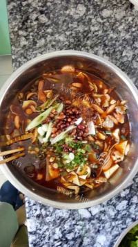 香辣的麻辣冒菜的做法做法图解6)