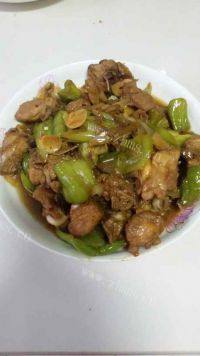 家常菜辣椒炒鸡