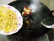 酸辣黄豆芽做法图解6)