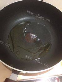 家常菜香辣水煮肉片做法图解12)
