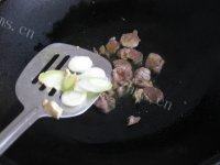 家常菜芹菜豆干做法图解4)