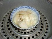 润喉的冰糖梨做法图解4)
