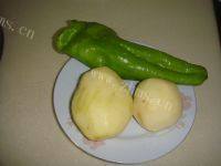 「DIY美食」青椒土豆丝做法图解1)
