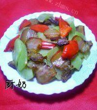 家常菜莴笋炒腊肉
