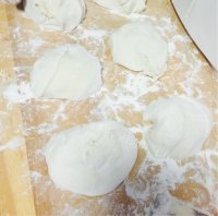 玉盘珍馐的家常葱油饼做法图解4)