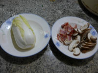 家常菜腊肉小炒做法图解1)
