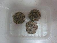 鲜嫩的香菇肉丸做法图解11)