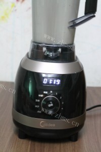 质嫩爽口的奶油蘑菇汤做法图解11)
