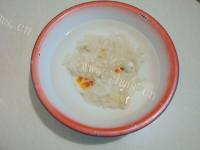 美味的苹果银耳糖水做法图解1)
