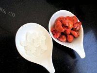 美味的山楂银耳羹做法图解4)