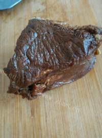 食欲满满的卤牛肉做法图解9)