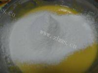自制戚风蛋糕片做法图解2)