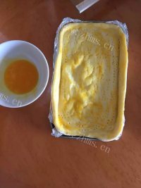 脆嫩可口的玉米披萨做法图解4)