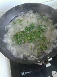 清淡的老黄瓜汤做法图解8)