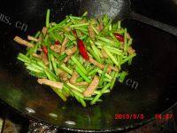 绿色食物蒜苔炒肉