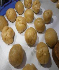 自制苏式鲜肉月饼做法图解5)