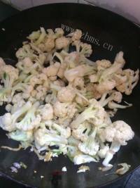 家常菜爆炒菜花做法图解4)