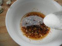 超级简单的凉拌菠菜做法图解11)