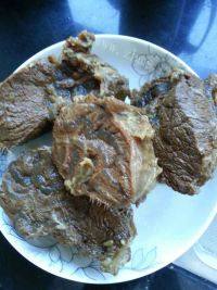 鲜香美味卤牛肉做法图解4)
