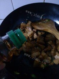 自制山楂红烧肉做法图解10)