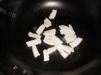 美美厨房之酸菜炒肉做法图解4)