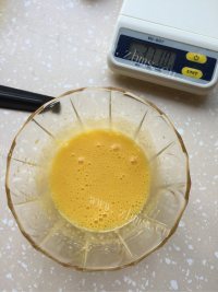 自制虎皮蛋糕卷做法图解5)