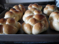漂亮美食绣球小餐包做法图解22)