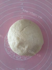 自制红豆酥做法图解2)