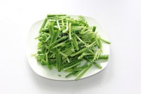 简单版韭菜炒小河虾做法图解1)